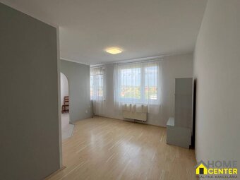 NA PRENÁJOM 1 izbový byt, ul. Družstevná v Komárne - 10