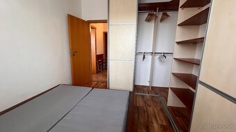 slnečný 2 izbový byt - voľný od 15.11. - 10