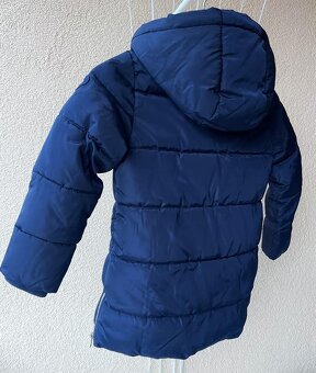 Dievčenská tmavomodrá veľmi teplá zimná vetrovka 7-8rokov - 10