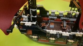 Lego 4195 -  séria Piráti z Karibiku - Pomsta Queen Anne - 10