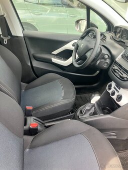 Peugeot 208 1.2i pure tech rok 2019 - 10