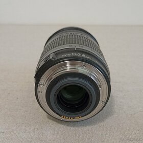 Canon EOS 500D + EF-S 18-200 IS - 10