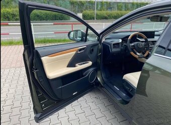 Lexus RX450HL hybrid - 10