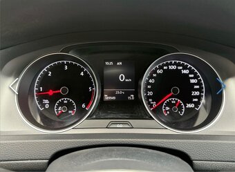 Volkswagen Golf VII 1.6 TDI Variant - 10