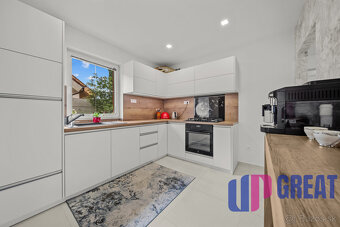 NA PREDAJ_RODINNÝ DOM_ŠAMORÍN_ MLIEČNO- VÝRAZNÁ ZĽAVA - 10