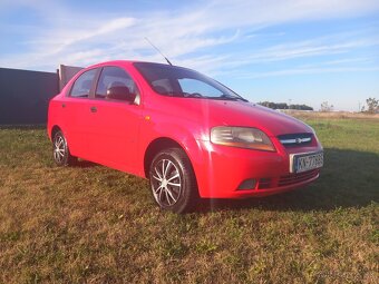 Chevrolet Aveo - 10