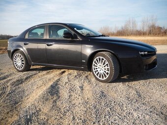 Alfa Romeo 159 3.2 JTS Q4 - 10