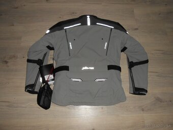 Predam novu kvalitnu 3 vrstvovu moto bundu IXS TRAVELLER ST - 10