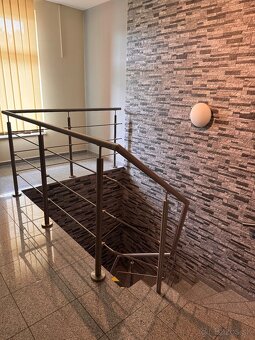 Budova na predaj – bývanie + komerčná zóna | Vranov n/t - 10