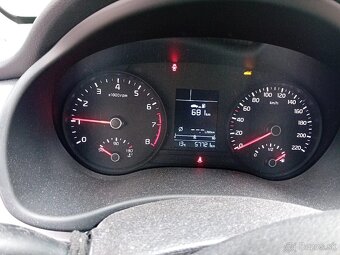 2x Kia rio 1.2 benzín HAVAROVANÉ - 10