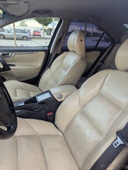 Volvo S60 D5 R-Design - 10