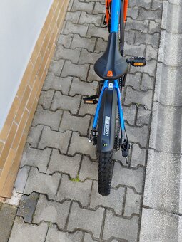 Detský bickykel Cube Acid 200 Disc actionteam 20"-Top stav - 10
