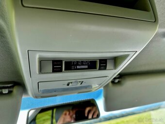 Predám Volkswagen caravelle LONG 2.0tdi 75kw 2012 8miestny - 10