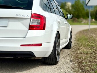 Škoda Octavia combi 1.8tsi 132kw DSG 4x4, panorama, webasto - 10