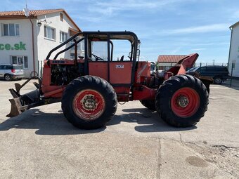 LKT T80 4X4 1980 VIN 826 - 10