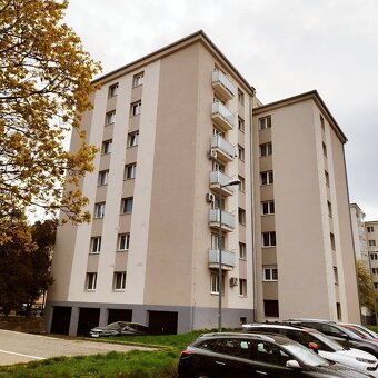 2 izbový byt v centre PK na Záhradnej ul. - 10