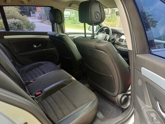 Renault Laguna III GrandTour 2.0DCi 110KW R.V.10/2009 M6 - 10
