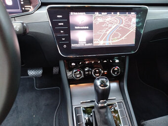 Škoda Superb - 10