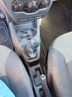 Dacia Dokker - 10