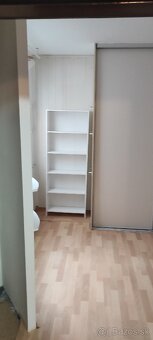 Prenájom 3 izbového bytu sídlisko pod sokolejom - 10