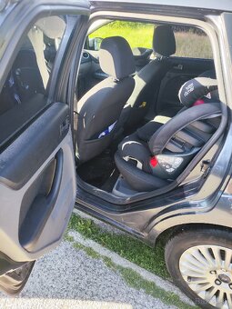 Ford Focus Kombi 1.8 - 10