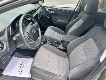 Predám Toyota Auris Tourning Sports 1.6 benzín Automat - 10
