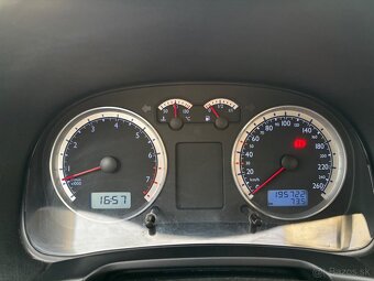 Volkswagen Golf IV 1.6i Nová STK - 10