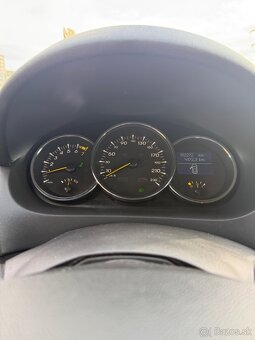 Renault Fluence 1.6 benzín 81kw - 10