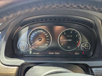 Predám BMW gran turismo 530d - 10