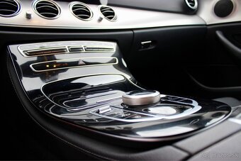 Mercedes E 200 diesel - 9 st. Automat 2017 - 183 tis km - 10