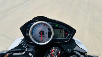Kawasaki Z750 - 10
