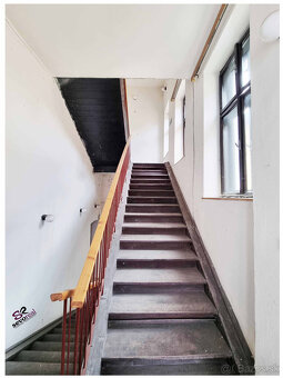 HISTORICKÁ BUDOVA, PREVÁDZKOVÝ DOM, CENTRUM, KREMNICa - 10