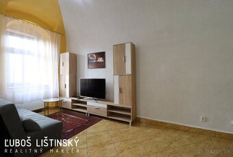 ZNÍŽENA CENA Rodinného domu na Velickom námestí, Poprad - 10