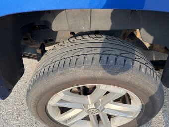 VW AMAROK aventura - 10