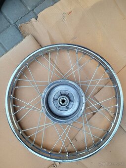 Predám kolesá JAWA 90 JAWA 555 JAWA ČZ 175 - 10
