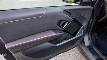 BMW i3s 120 Ah, 2020 – výnimočný kus s plnou výbavou - 10