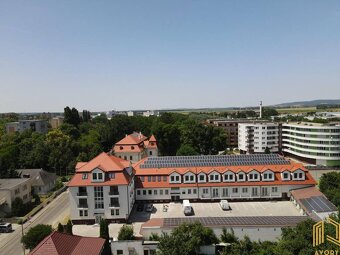 REZIDENCIA SADOVÁ / 2 - IZB.BYT (67m2), DVA BALKÓNY, SENICA - 10