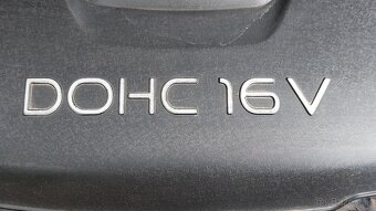 Hyundai Elantra GLS, 1,6 l benzín 97 kW, nová STK a EK - 10