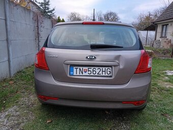 Kia Ceed 1.6 benzin 2011 - 10