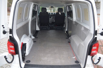 VW Transporte T6 Long 2.0 TDI Bluemotion - 10