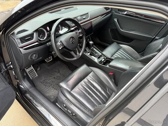 SKODA SUPERB COMBI 4X4 2.0 TDI 140KW Laurin&Klement - 10