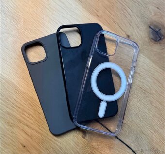 iPhone 13 256GB Midnight + kryty a sklo - 10