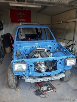Toyota Hilux Surf - 10