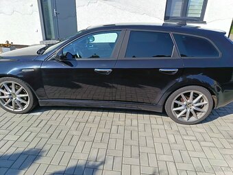 Alfa Romeo 159 1,9 JTD 16V 150 SPORTWAGON - 10