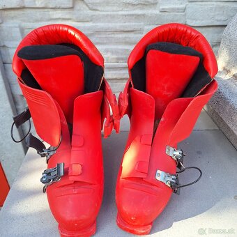 Lyže a lyžiarky - 10