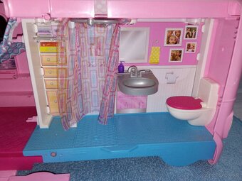 Barbie karavan - ružový - 10