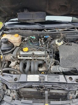 Predam Ford Puma 1.6 Zetec 76 kw - 10