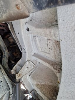 Daewoo Avia D90 Hakovy nosič kontajnerov - 10