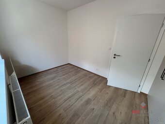 3 izbový byt   Topoľčany  s vlastným parkovacím miestom / PR - 10