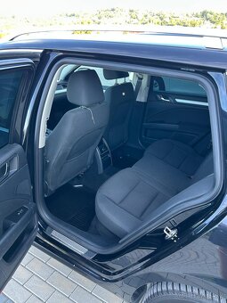 Predám Škoda Superb combi 2015 170ps - 10